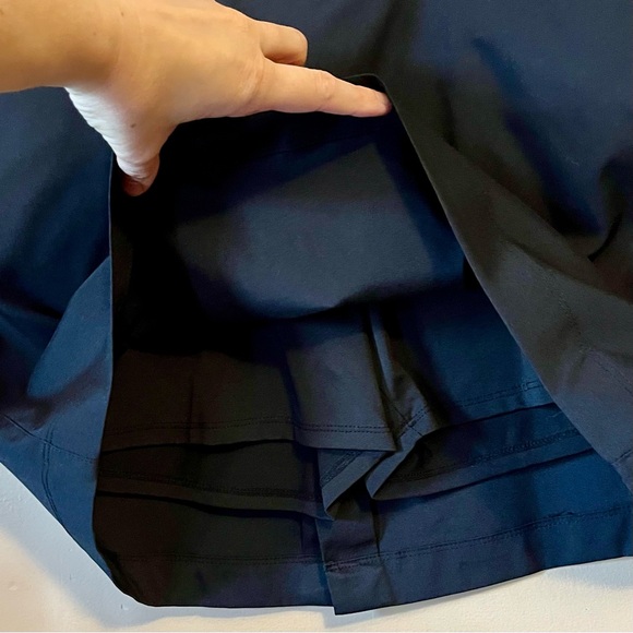 PGA Tour - Women’s - Athletic Skort - Size 6 - Picture 4 of 8